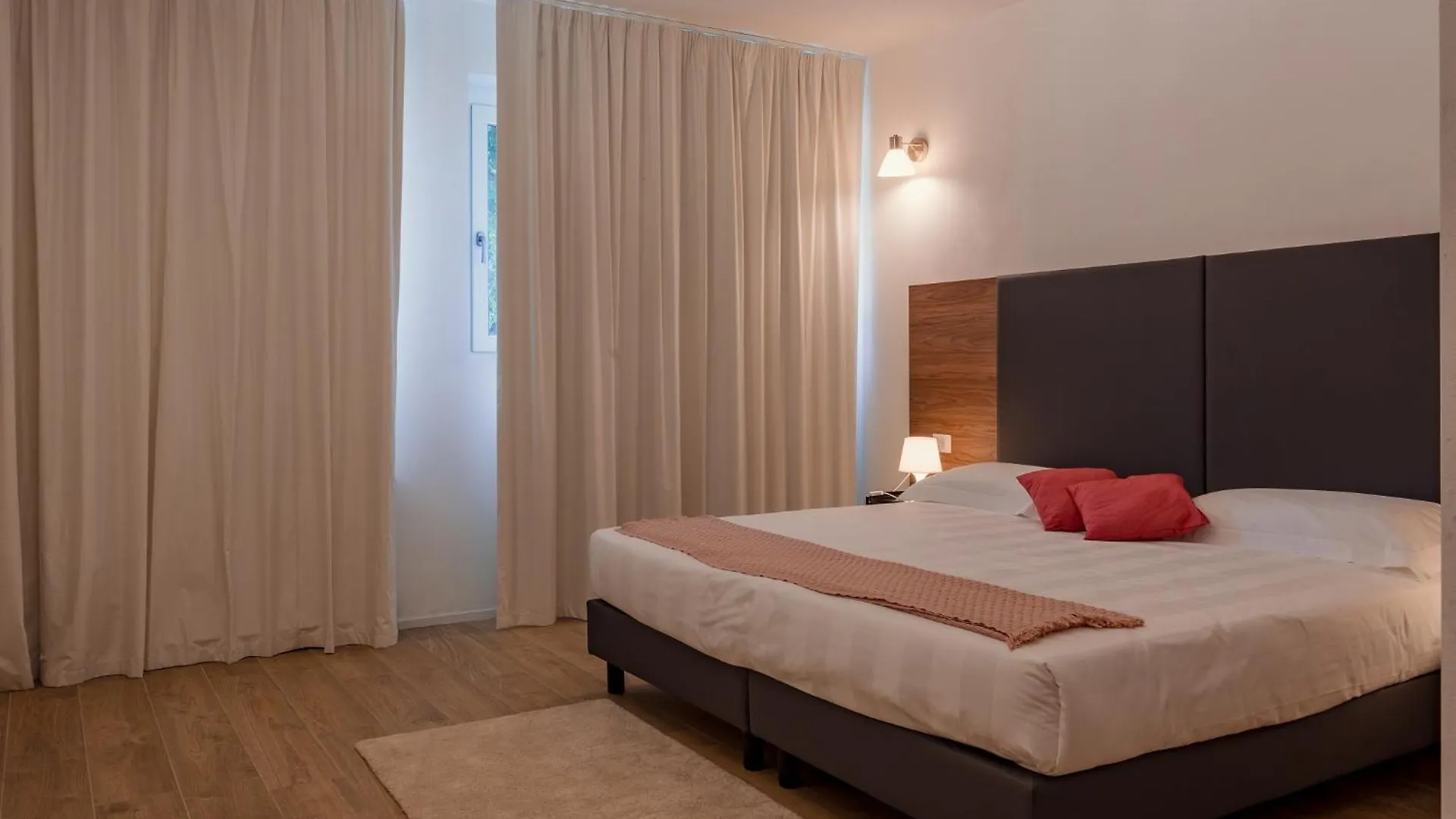 Siena Hills Apartments 0*,  Italien